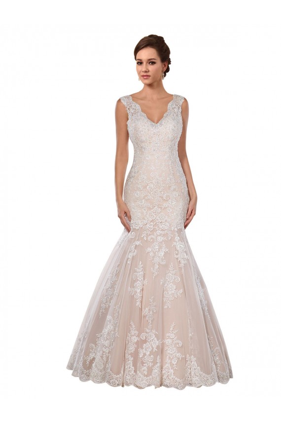 Lace V-Neck Sleeveless Chapel Train Modern Wedding Dress Kent