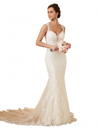 Lace Sweetheart Sleeveless Keyhole Back Chapel Train Modern Wedding Dress Kent