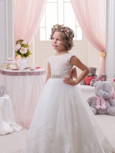 Tulle & Lace Bateau Neck Sleeveless V-Back Chapel Train Flower Girl Dresses Kent