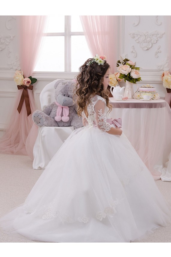 Tulle & Lace Bateau Neck Sleeveless Chapel Train Flower Girl Dress Kent