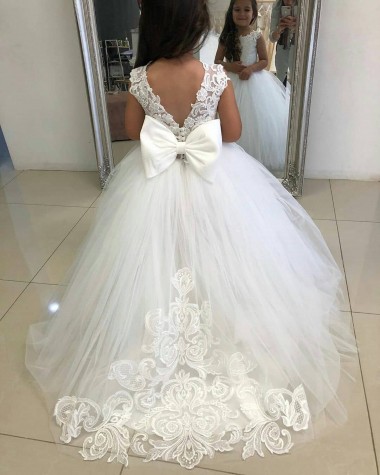Tulle & Lace Bateau Neckline Sleeveless Chapel Train Flower Girl Dress Kent