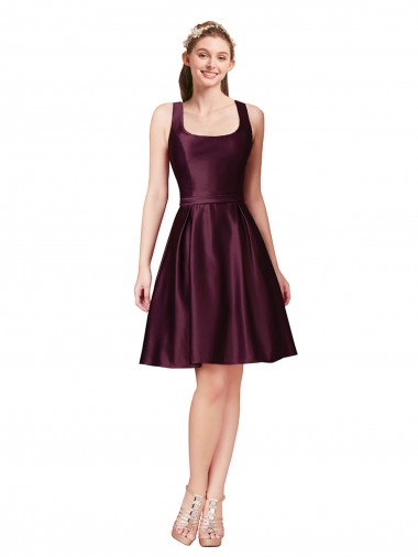 Satin Bateau Neck Sleeveless V-Back Knee Length Prom Dress / Bridesmaid Dress Kent