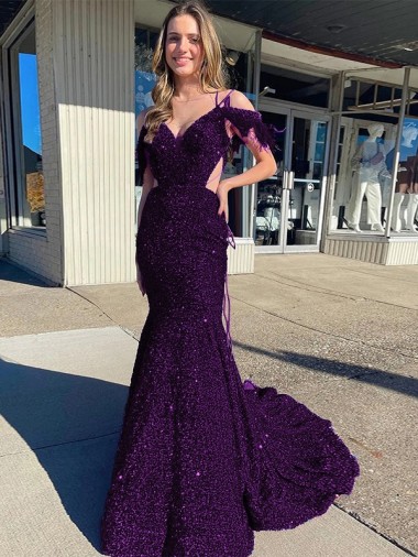 Velvet Sequin Spaghetti Straps Sleeveless Court Train Prom Dress / Evening Dress Kent